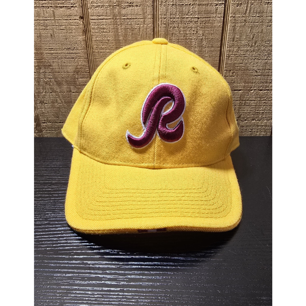 Vintage Nike Team Washington Redskins Throwback Hat Cap Size 7 Yellow Wool NFL